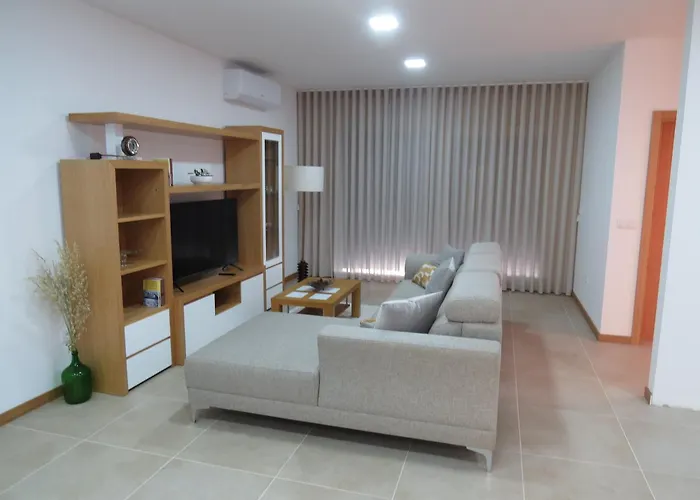 Manecas House Creative Гостевой дом
