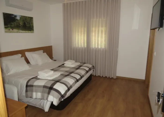 Manecas House Creative Reriz